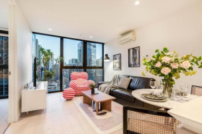 EQ tower 1BR apt unbeatable location Free Parking #EQ34